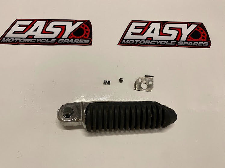 RH Pillion Peg Suzuki GSX 750F 04-06 2004 43610-08F00