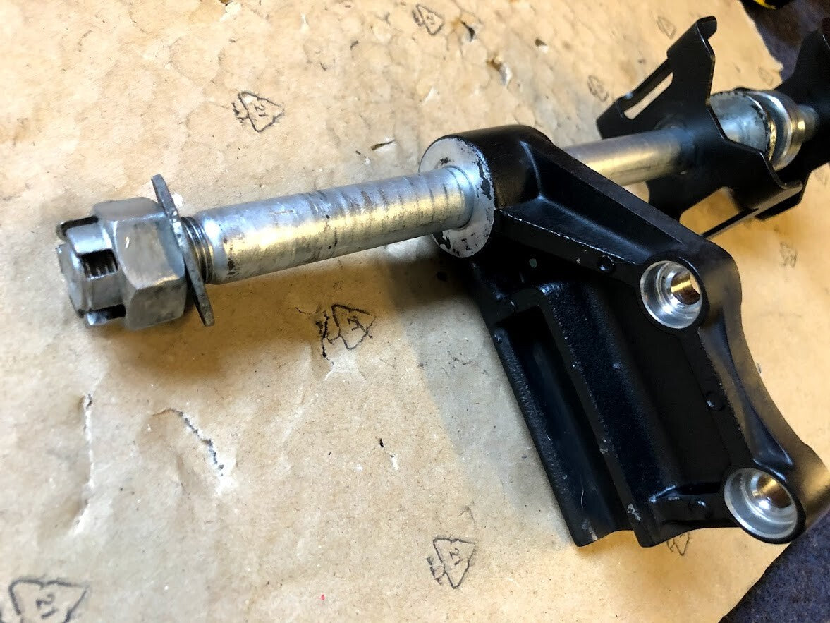 Rear Axle Kawasaki Ninja 250 R 08-12 2010 