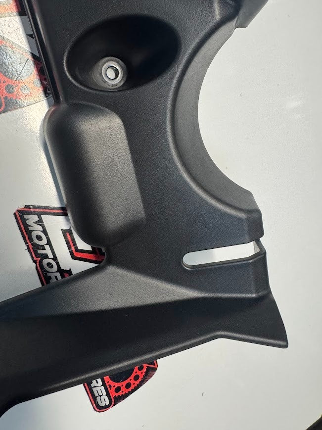 Aprilia RS4 125 4T 2011-2016 Radiator Grill Air Duct Fairing OEM Genuine 898074