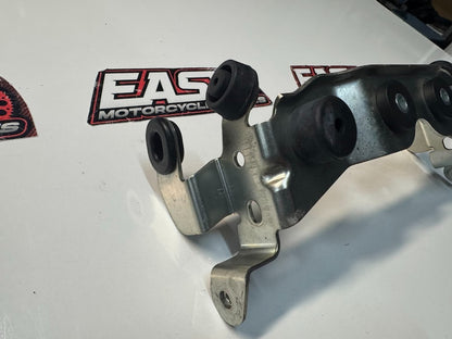 Yamaha YZF R7 2022-2025 Rear Fuel Tank Bracket OEM Genuine BEB-2413Y-00