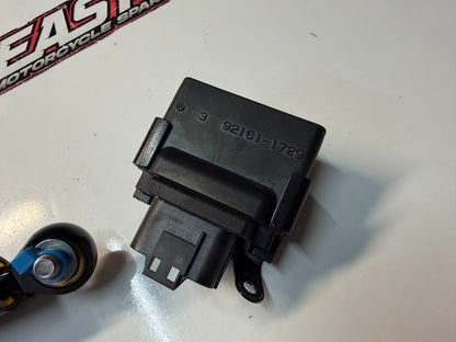 Ohlins Steering Damper w/ECU Kawasaki Ninja ZX-10R 2021-2025 OEM 44071-1498