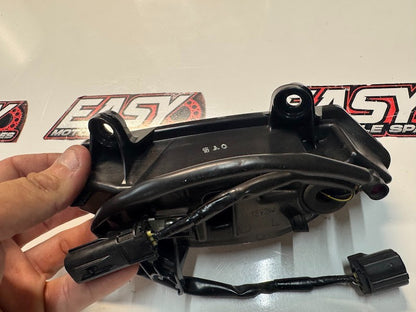 Yamaha YZF R1 2020-2025 LH Pilot Light OEM Genuine B3L-84302-00