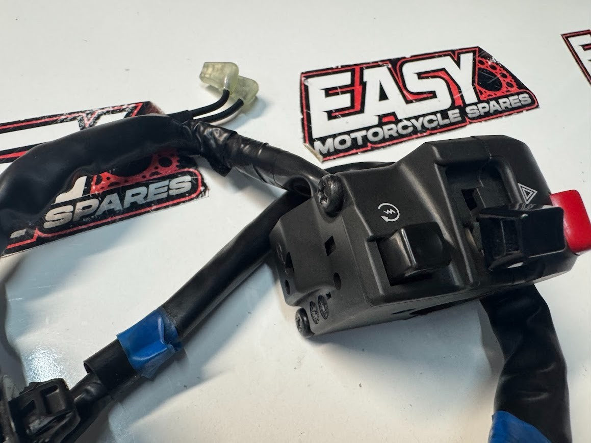 Yamaha YZF R7 2022-2025 RH Switch Block Controls OEM Genuine BEB-83963-00