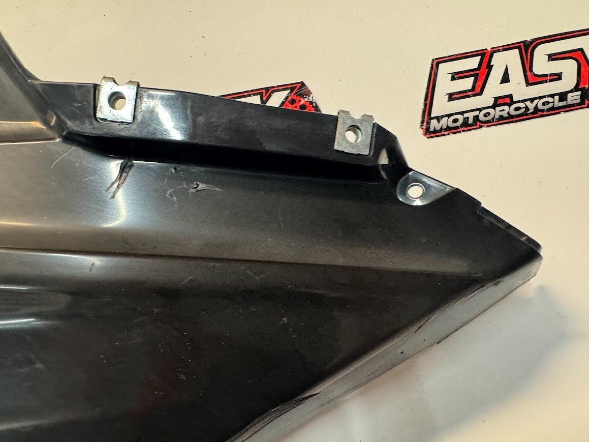 Yamaha YZF R15 2015 RH Under Cover Fairing OEM Genuine 20-PF8395-00