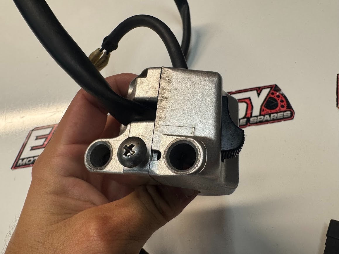 Suzuki VL 1500 Intruder 2003 RH Switch Block Controls OEM Genuine 37200-48E80