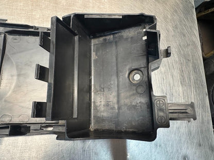 Suzuki GSXR 1000 2005-2006 Undertray Inner Rear Fender Battery Box 63111-41G01