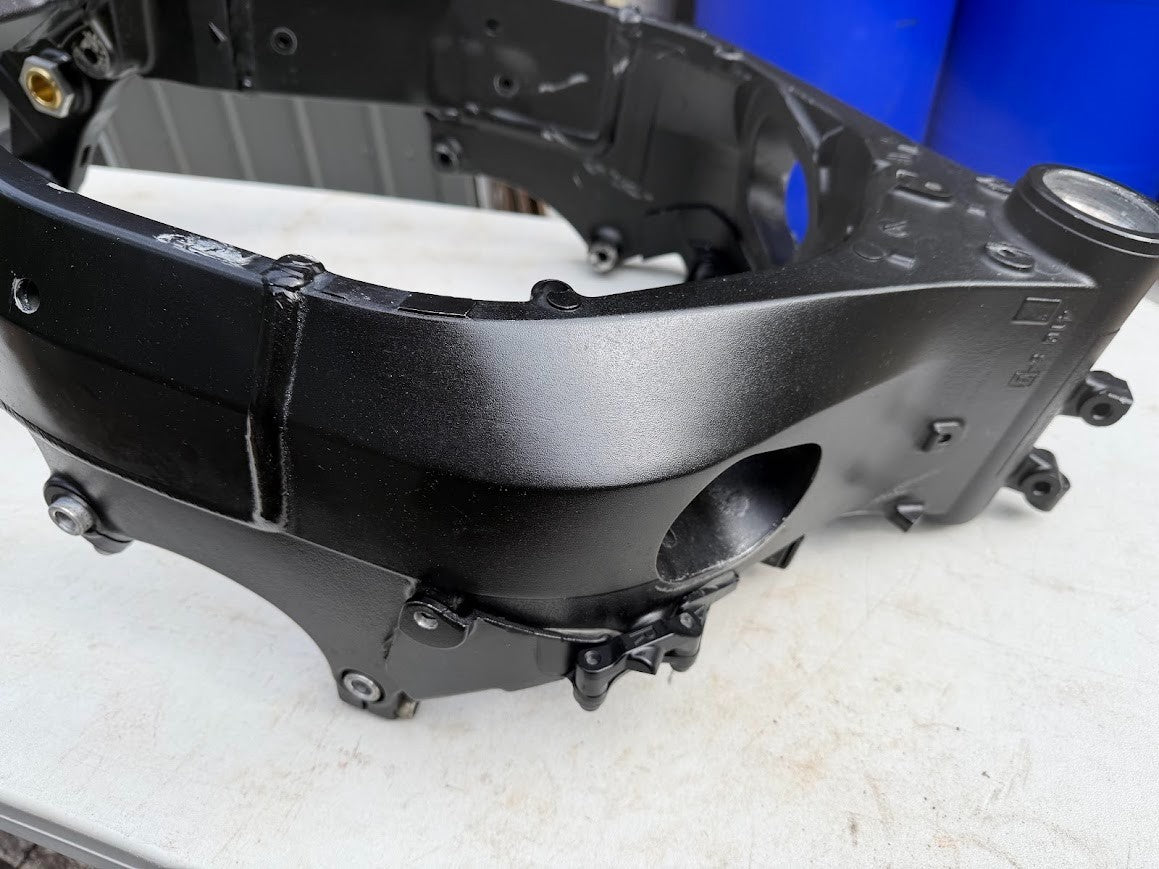 Main Frame Clear Title Suzuki GSXR 1000 2005-2006 OEM 41000-41G00-YAP