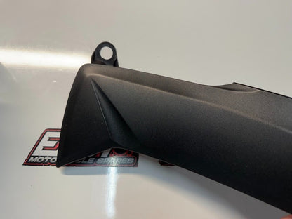 RH Side Frame Cover Suzuki GSXR 1000 2012-2016 OEM 47411-47H00