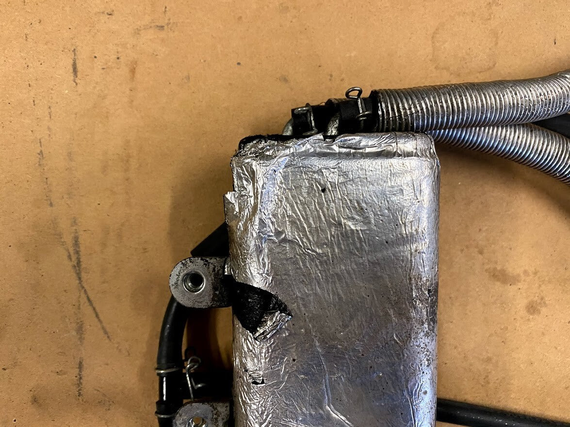 Carbon Canister Yamaha FJR 1300 2016