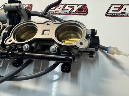 Yamaha YZF R1 2022-2025 Throttle Bodies TPS Injectors OEM Genuine B3L-13750-02