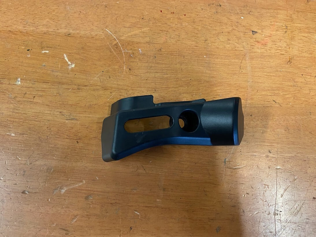 Rear Reservoir Cover CB 300F 2017