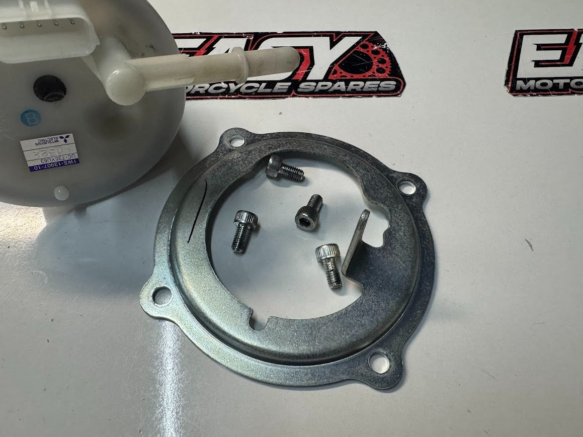 Yamaha YZF R7 2022-2025 Fuel Pump Assembly OEM Genuine 1WS-13907-10