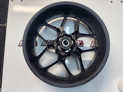 Yamaha YZF R1 2020 Rear Wheel Rim B3L-25338-00 OEM Genuine *READ DESCRIPTION*