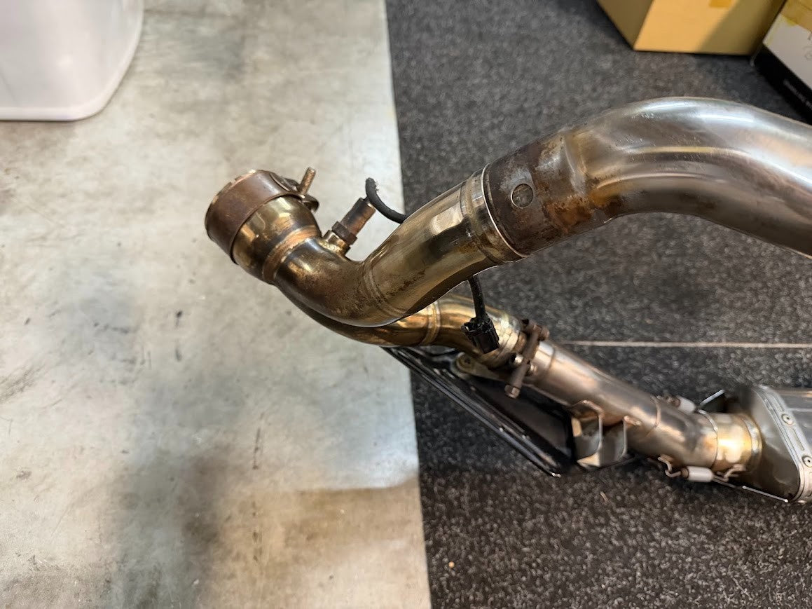 Yoshimura Dual Exhaust System Suzuki GSXR 1000 2007-2008