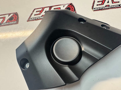 Yamaha YZF R7 2022-2025 Front Sprocket Cover Guard OEM Genuine 1WS-15418-00