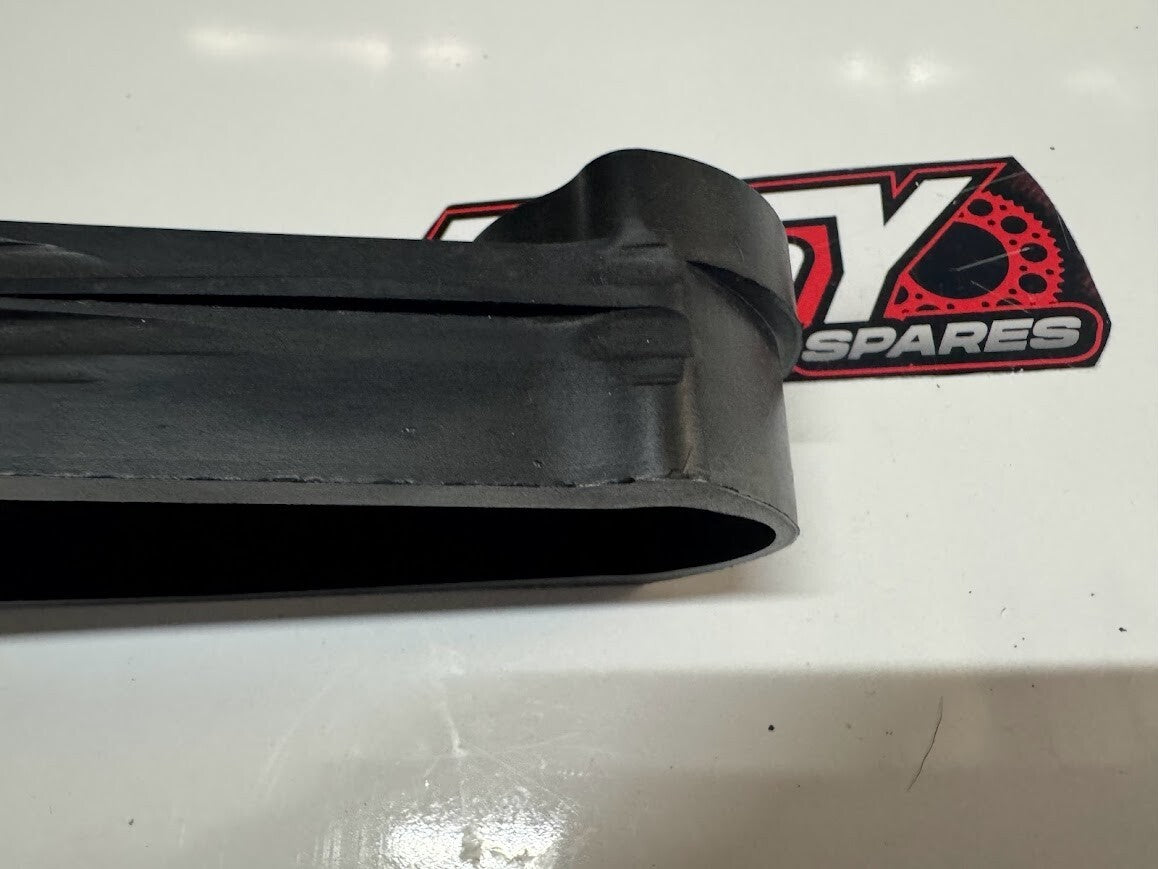 Swing Arm Chain Guide Suzuki GS 500 2006