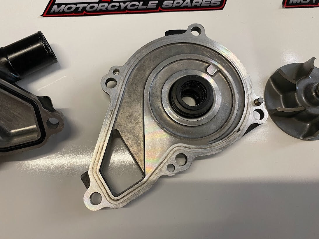 Kawasaki Vulcan S 650 2017-2026 Water Pump Housing Assy OEM Genuine 16142-0741