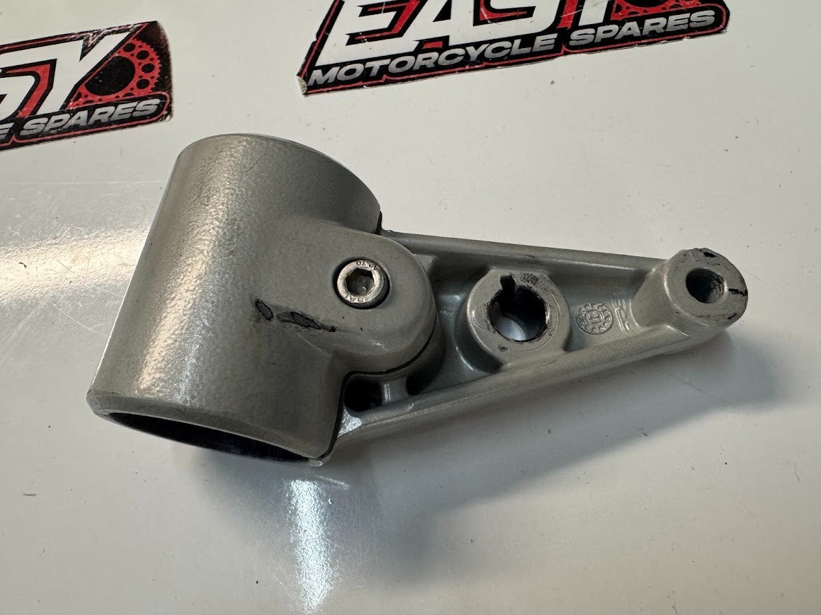 Royal Enfield Interceptor 650 2022 Front Indicator Holder Brackets OEM Euro 5