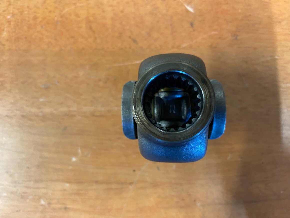 Drive Shaft Knuckle Honda NT650V 2005