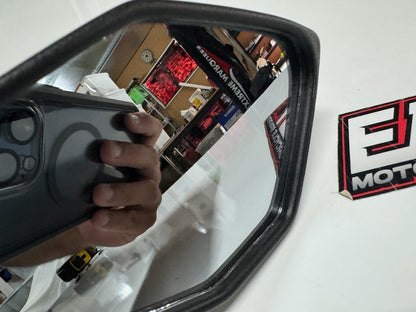 RH Mirror Kawasaki Z900 17-24 2018 56001-0300