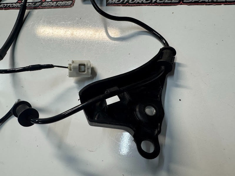 Yamaha YZF R1 2015-2025 ABS Rear Speed Sensor OEM Genuine 2CR-85980-01