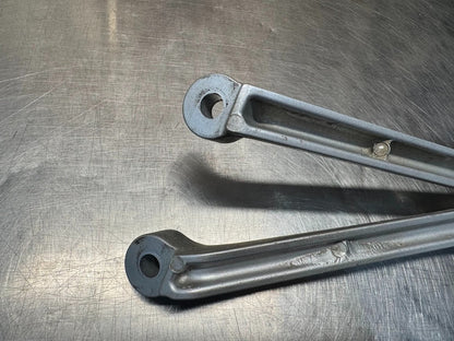 Suzuki GSXR 1000 2005-2006 RH Pillion Peg Bracket OEM Genuine 43600-41G00