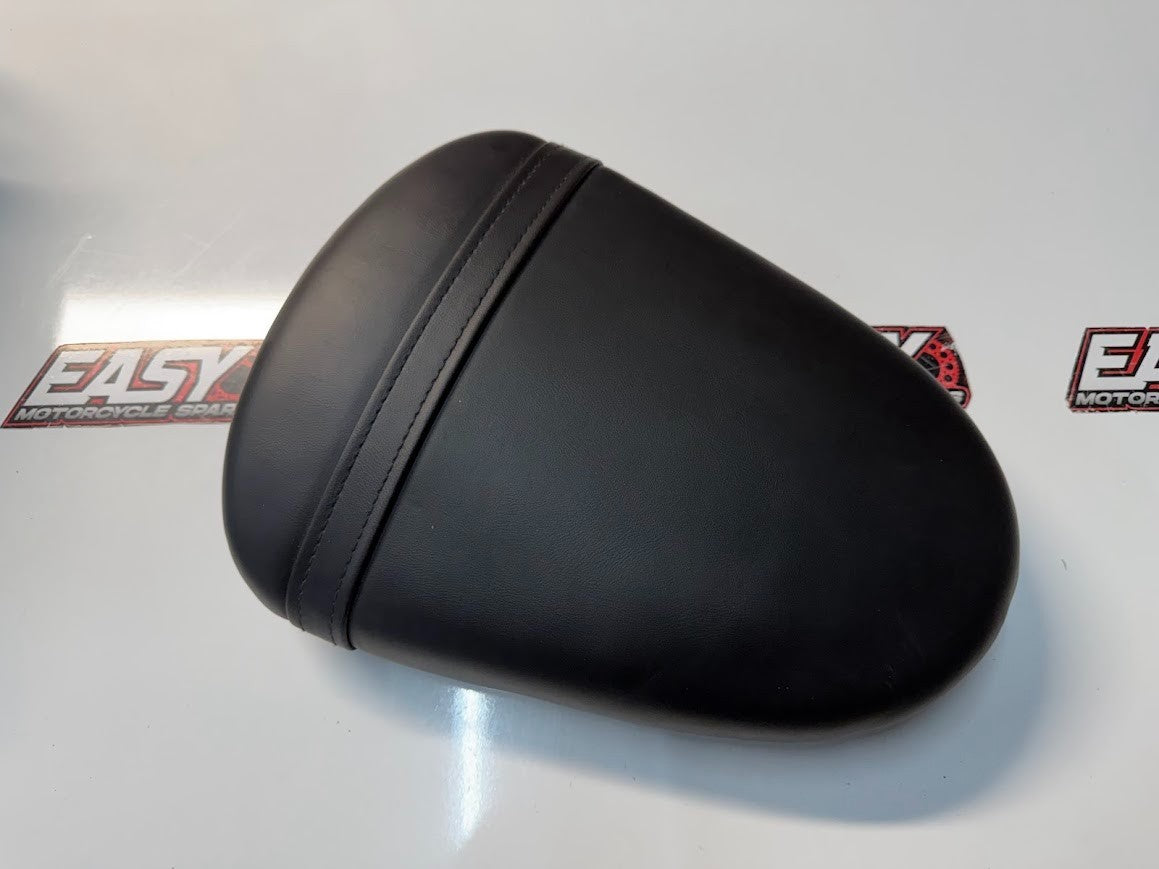 Pillion Passenger Seat Suzuki GSXR 1000 2007-2008 Aftermarket