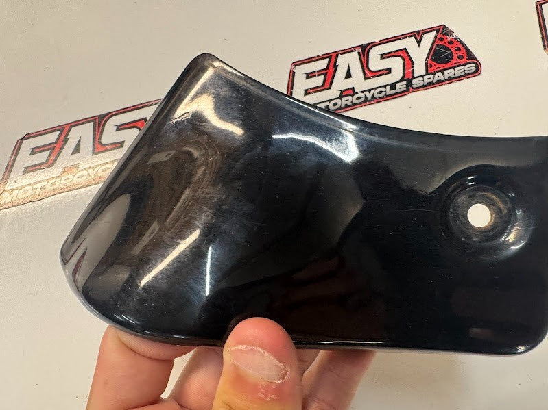 Suzuki VL 1500 Intruder 1998-2009 LH Frame Head Cover OEM Genuine 47520-10F02