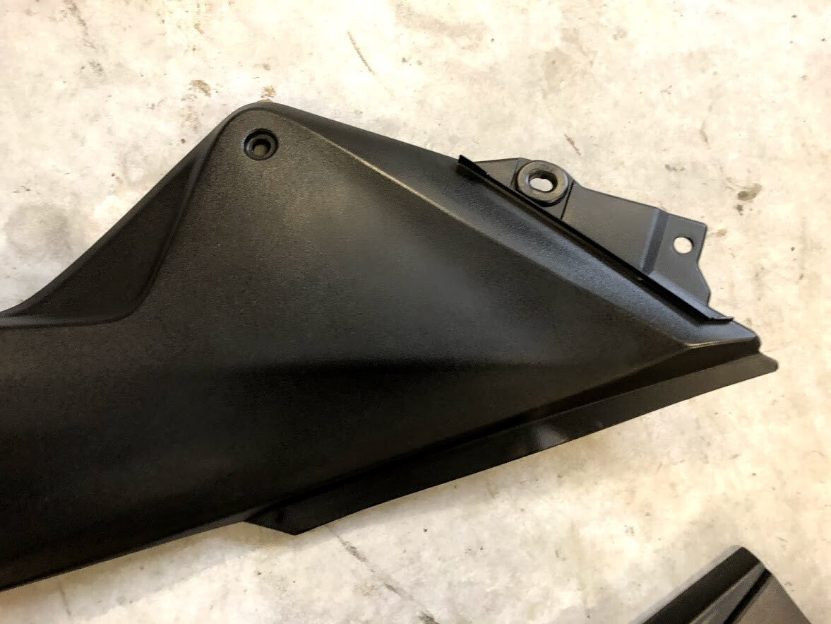 Side Covers Honda CBR 250R ABS 2011