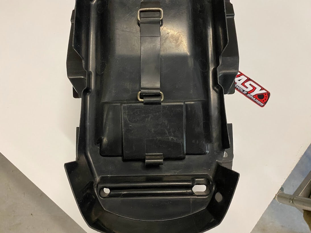 Rear Fender Suzuki GSX 750F 2004 63111-08FB0-291