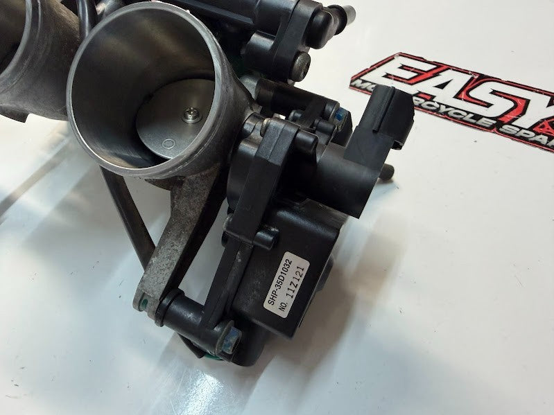 Throttle Bodies Complete Body Kawasaki Ninja 300 2013-2017 OEM 16163-0746
