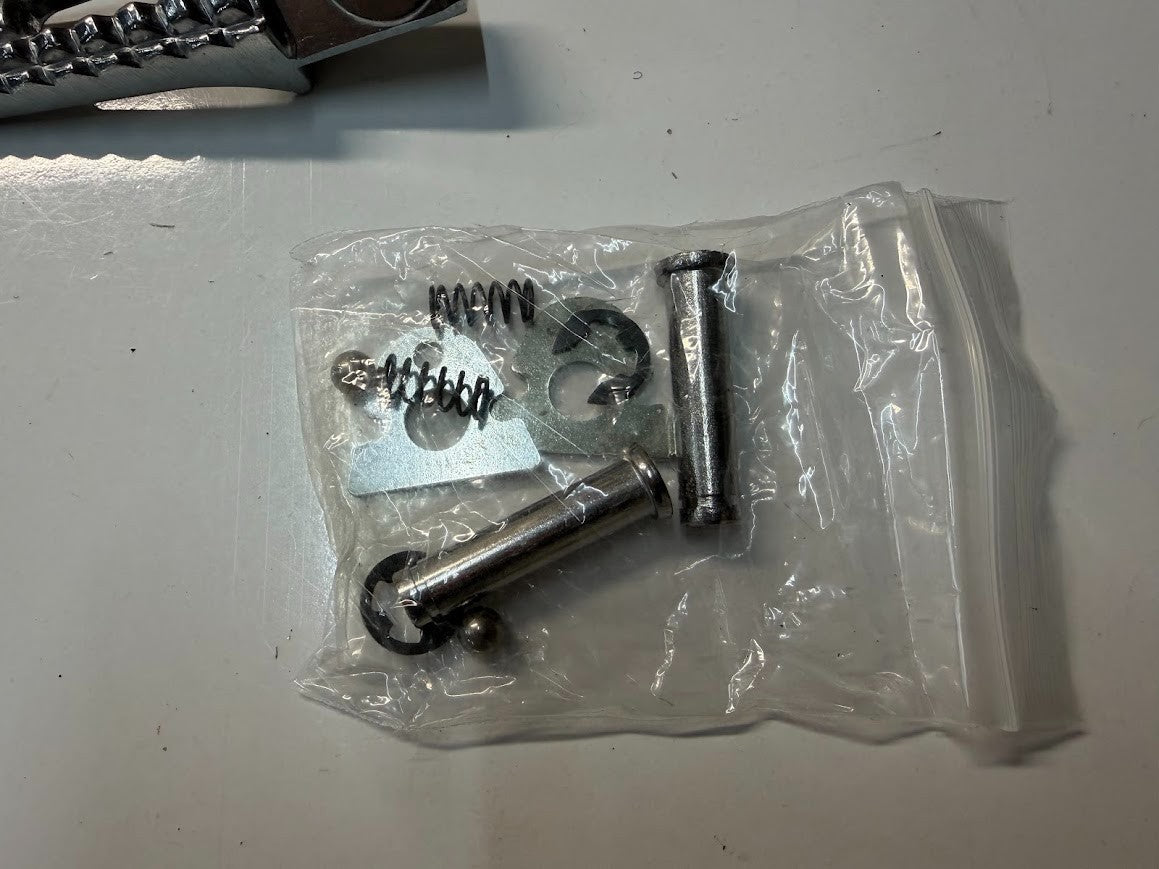 Pillion Pegs Aftermarket Suzuki GSXR 1000 2007-2008