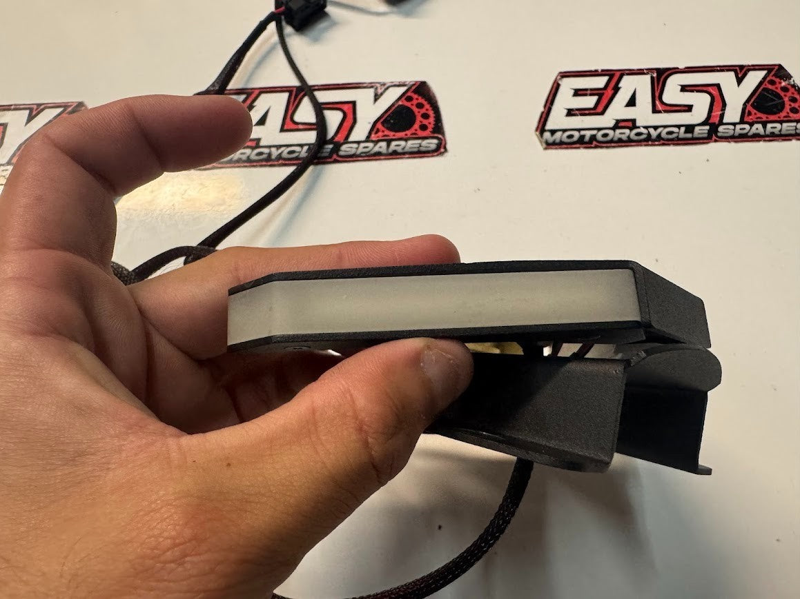 Yamaha YZF R7 2022-2025 Aftermarket Fender Delete Taillights Blinkers Indicators