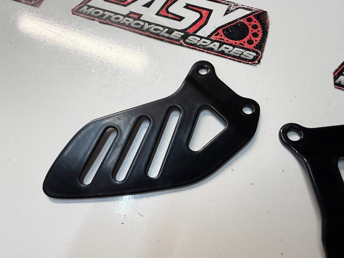 Footrest Heel Guards Suzuki GSXR 1000 2005-2008 OEM 43571-41G01