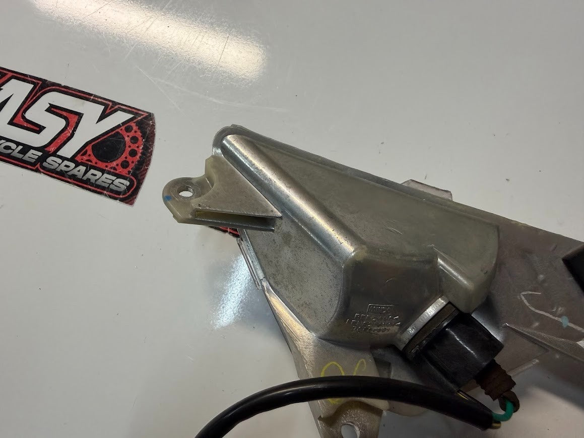 LH Front Blinker Indicator Kawasaki Ninja 300 2013-2017 OEM 23040-0147