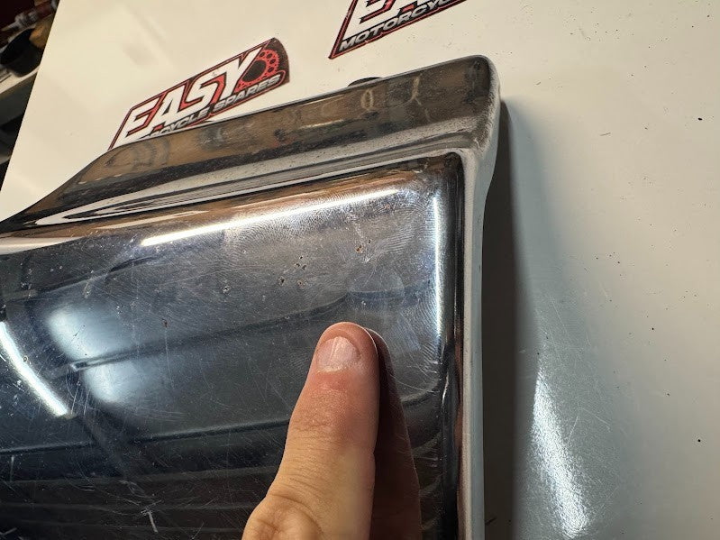 Suzuki VL 1500 Intruder 1998-2009 LH Tool Holder Cover OEM Genuine 47440-10F00