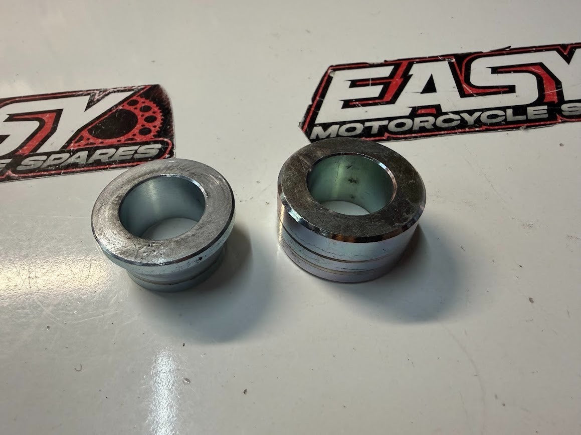 Rear Wheel Axle Spacers Kawasaki Ninja 650L 2009-2026 OEM 92152-0302