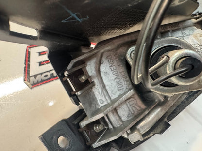 Suzuki GSXR 1000 2009-2016 RH Rear Blinker Indicator OEM Genuine 35603-47H00