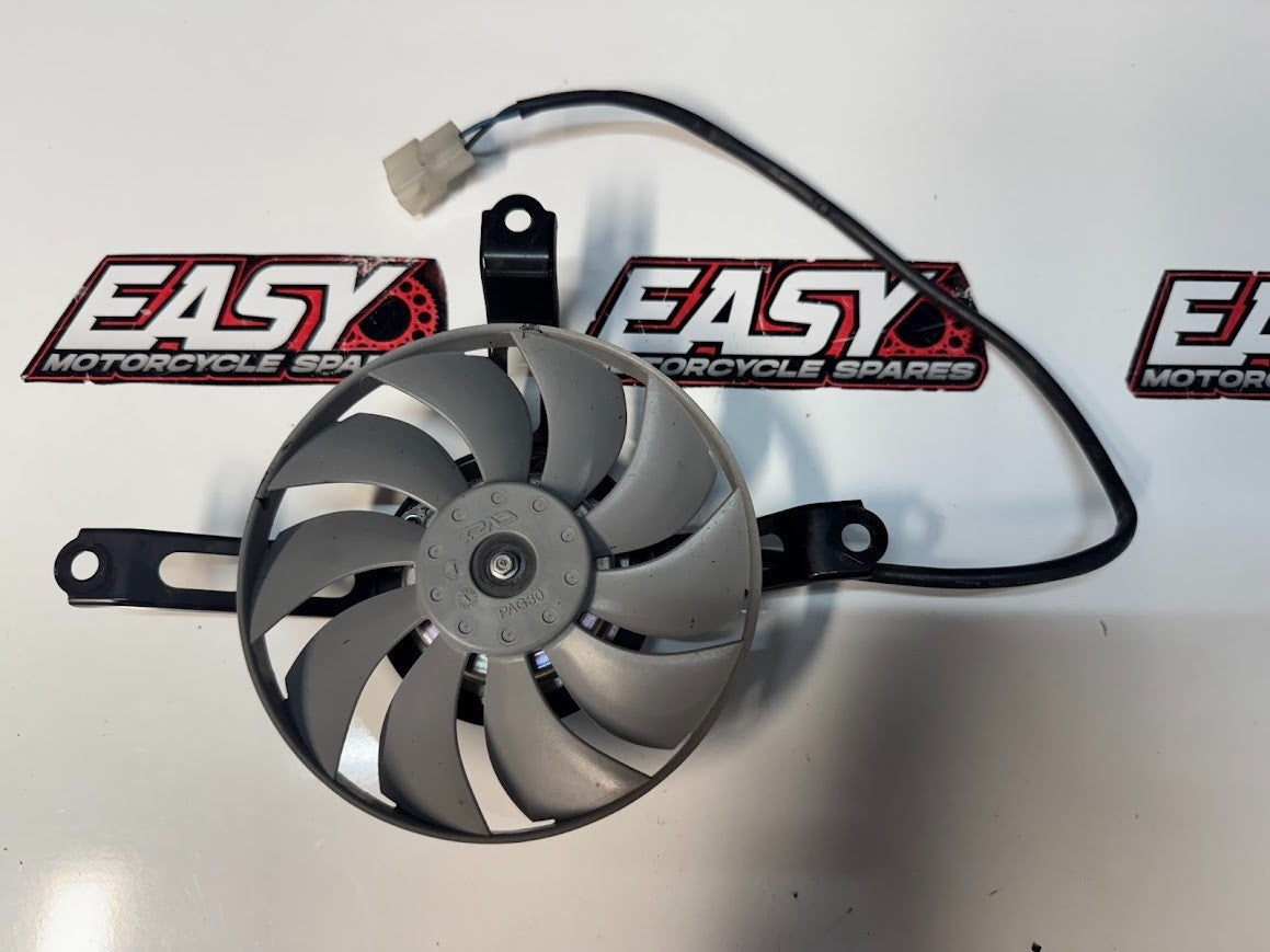 Yamaha YZF R1 2015-2025 RH Radiator Thermo Fan OEM Genuine 2CR-12405-10
