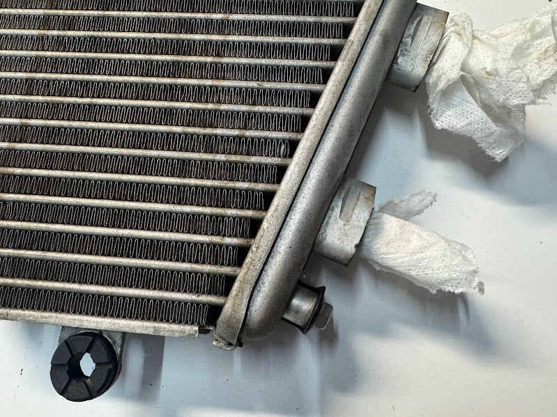 Suzuki GSXR 1000 2012-2016 Oil Cooler OEM Genuine 16600-47H10