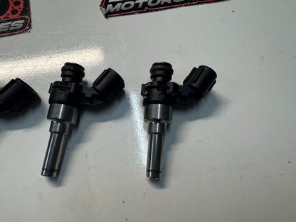 Yamaha YZF R1 2020-2021 Primary Fuel Injectors x4 OEM Genuine B3L-13761-00
