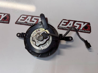 RH Radiator Thermo Fan Yamaha YZF R1 2009-2011 OEM 14B-12405-10