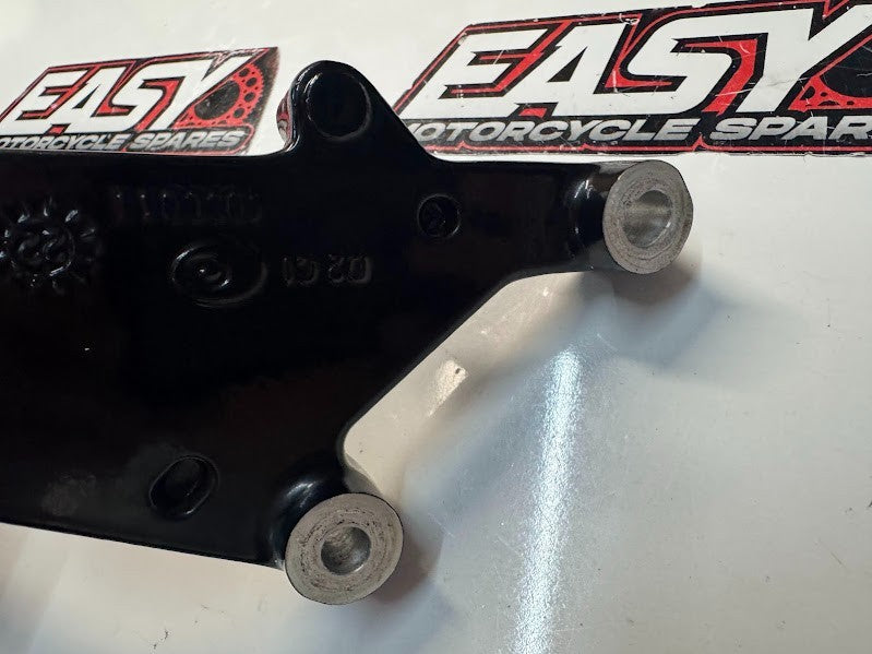 Royal Enfield Interceptor 650 2022 RH Foot Peg Bracket OEM 148627D Euro 5