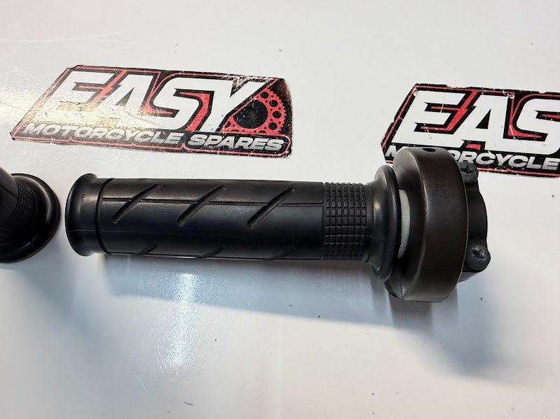 Throttle Tube Assy & Grips Honda CBR 1000 RR 2004-2016 OEM 53140-MCF-000