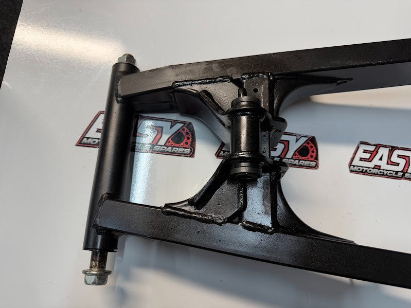 Swingarm Kawasaki Ninja 300 2013-2017 OEM 33001-0632-18R Swing Arm
