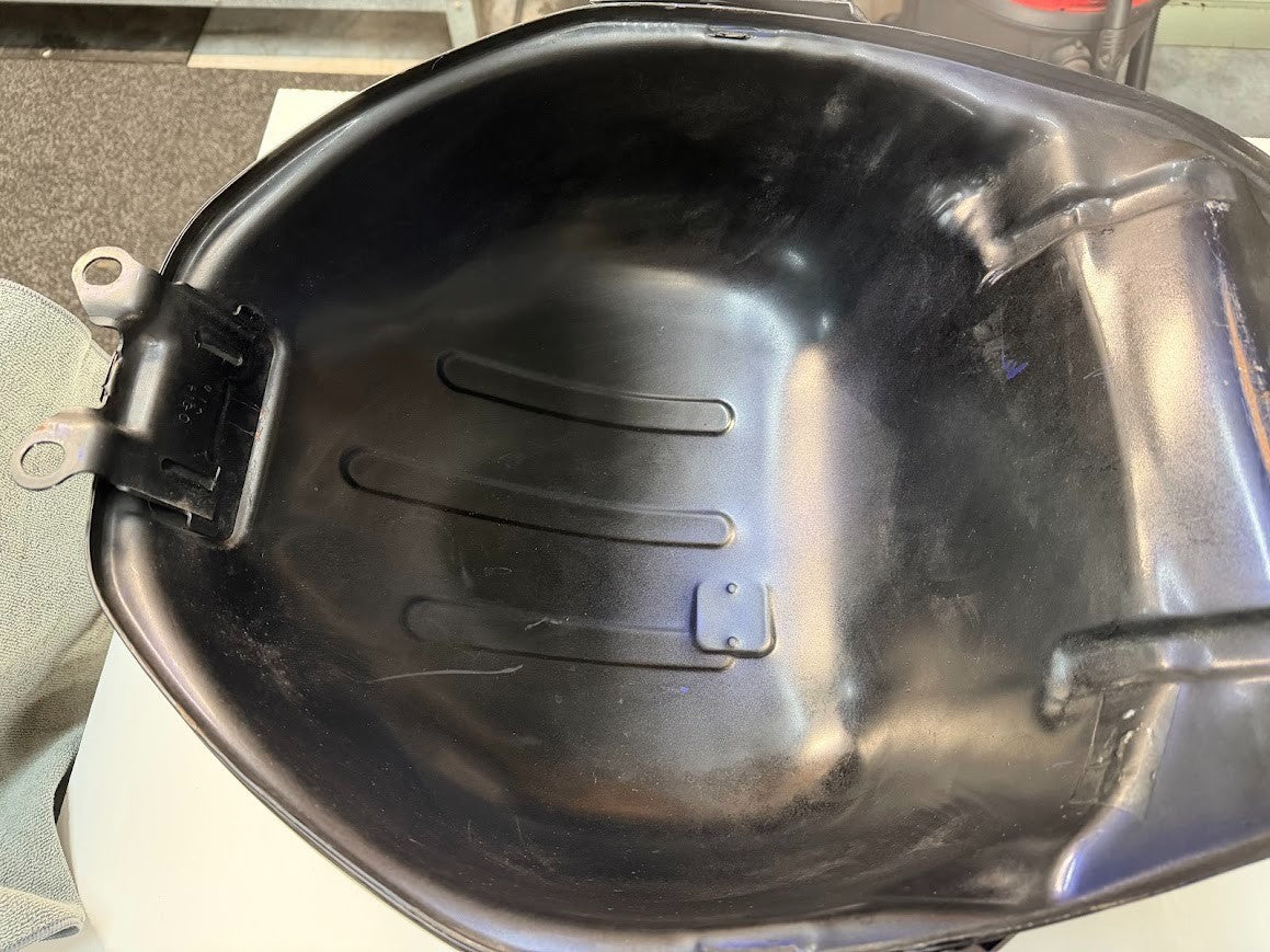 Fuel Tank Suzuki GSXR 1000 2005-2006 OEM 44100-41G00-YBA