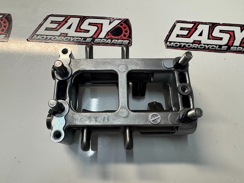 Kawasaki Vulcan VN900 Classic 2006-2019 Front Cam Shaft Rocker Arm Mount OEM