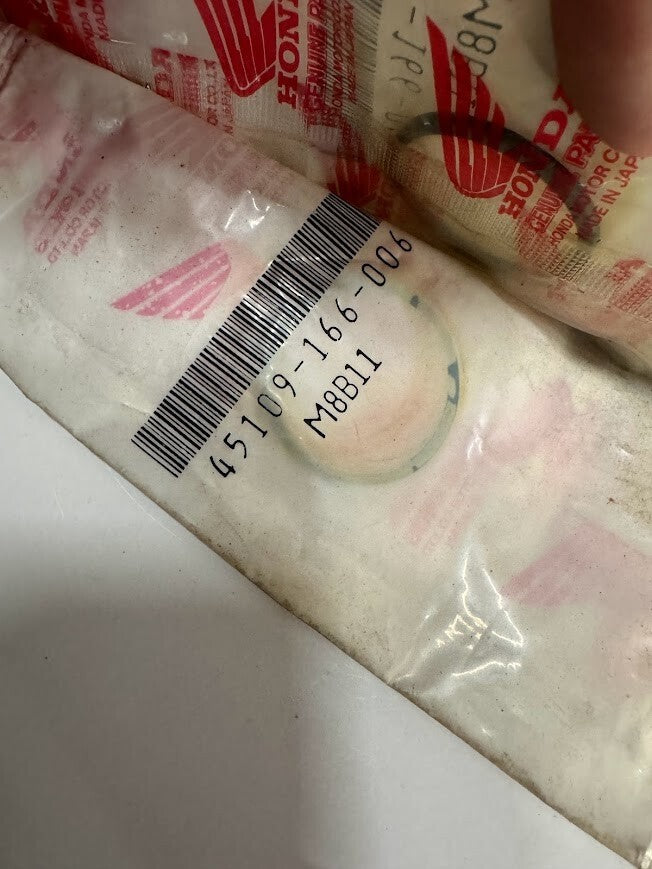 Honda DUST SEAL 45109-166-006 x4