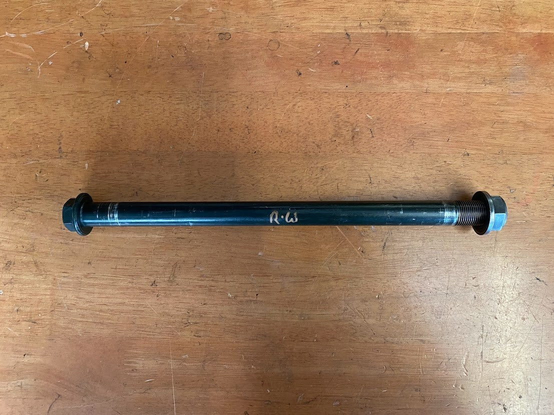 Benelli BN 302 2015 Rear Wheel Axle OEM Genuine 54004P060001