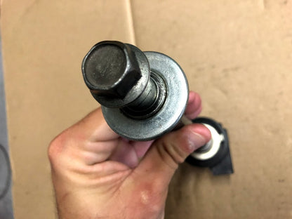 Front Axle Suzuki GSX 750 F 89-03 1989 54711-19C00